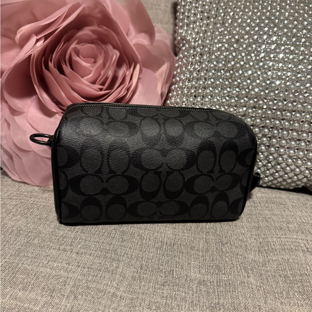 Coach Black Signature Pattern Pouch